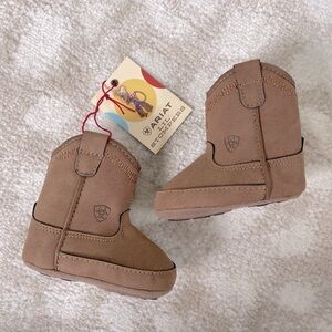 Ariat Lil Stompers, Heritage Roper Newborn Baby Size 00 Soft Sole Cowboy Boots